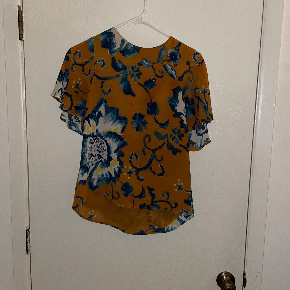 Floral mustard top
